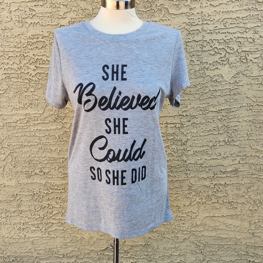 Zoe + Liv grey short sleeve shirt